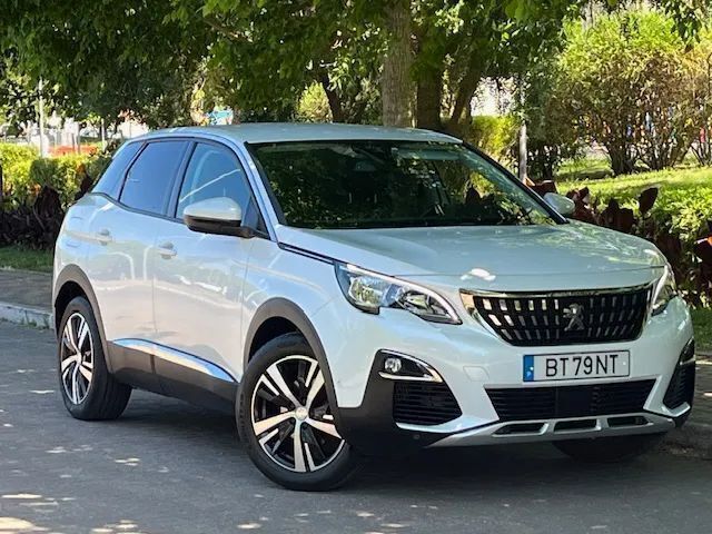 Usado Peugeot 3008 Allure 130 HP (95 kW) 2019 Branco SUV