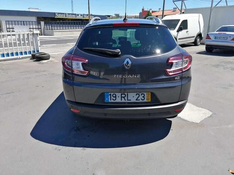Usado Renault Mégane GrandTour 110 HP (80 kW) 2012 Cinzento Carrinha