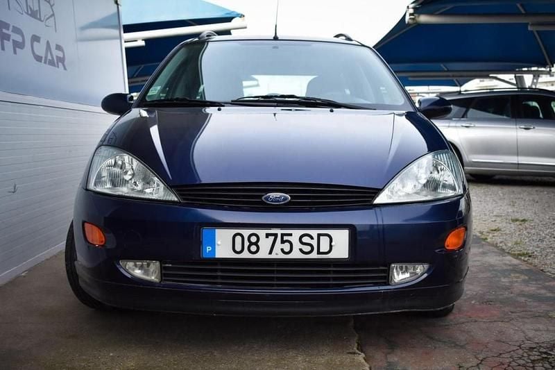 Usado Ford Focus 75 HP (55 kW) 2001 Azul Carrinha