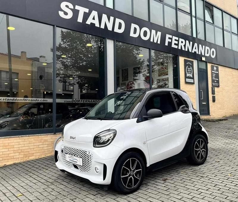 Branco Usado 2020 Smart ForTwo Electric Drive Proxy Citadino | € 10.990 (Preço justo) - Imagem 1/4
