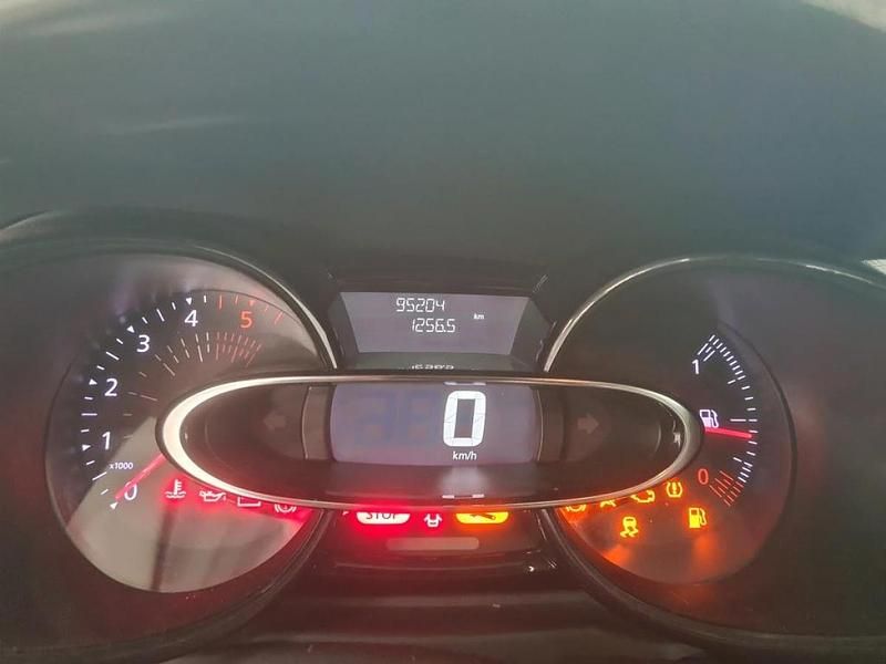 Usado Renault Clio IV Zen 75 HP (55 kW) 2017 Branco