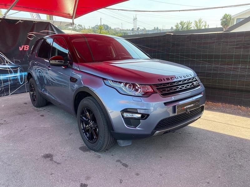 Cinza Usado 2018 Land Rover Discovery 5 HSE SUV | € 26.000 (Bom preço) - Imagem 1/4