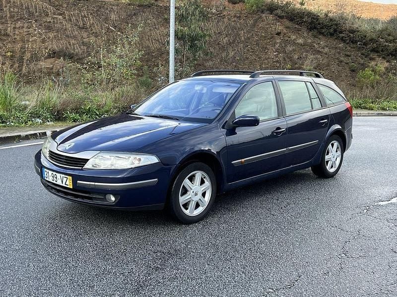 Usado Renault Laguna II Privilege 120 HP (88 kW) 2004 Sedan