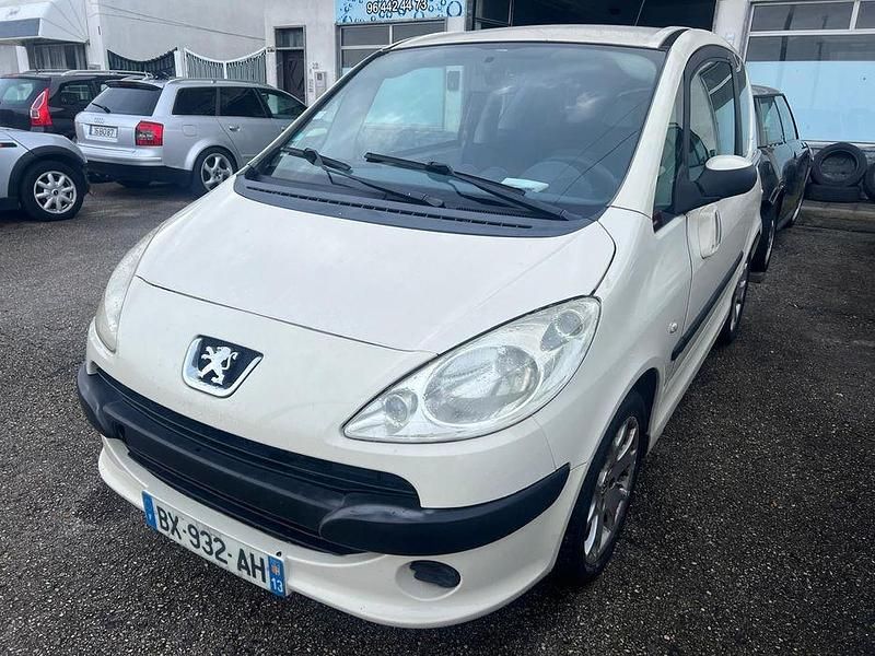 Usado 2008 Peugeot 1007 Citadino | € 2.500 - Imagem 1/4