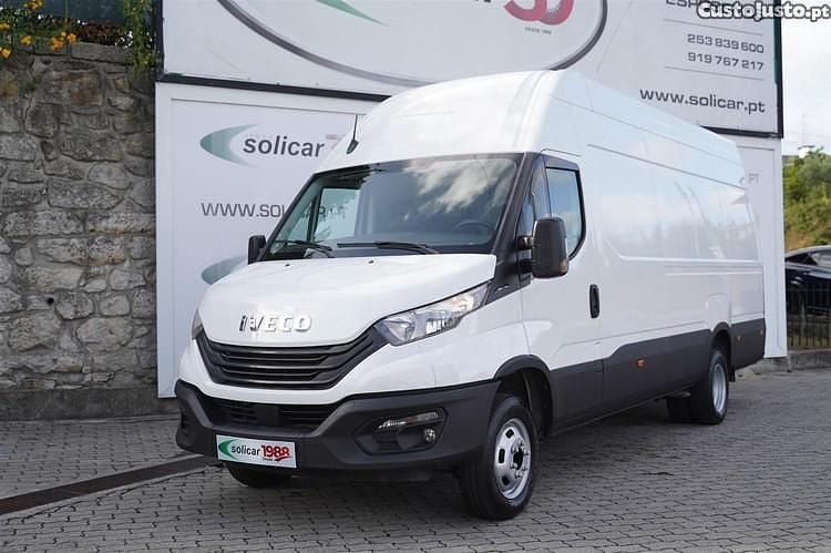 Branco Usado 2023 Iveco Daily | € 32.500 (Preço elevado) - Imagem 1/1