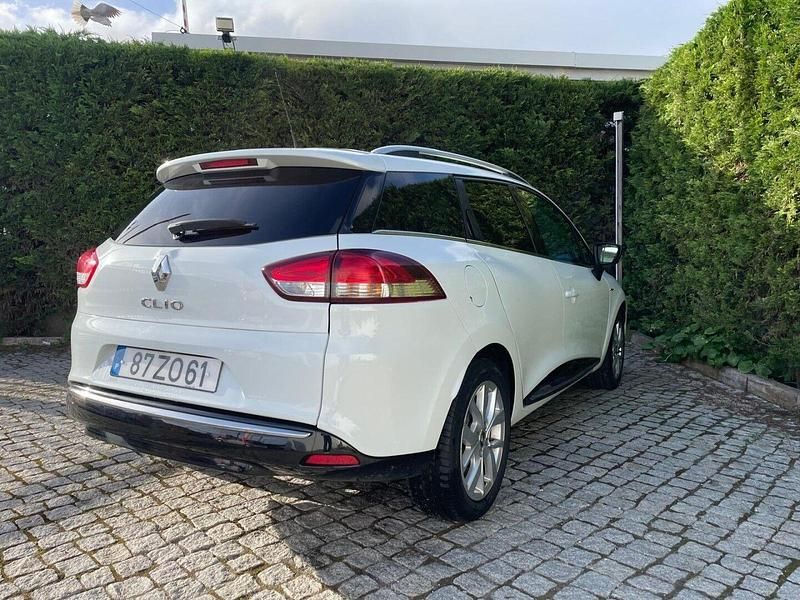 Usado Renault Clio GrandTour LIMITED 90 HP (66 kW) 2019 Branco Carrinha