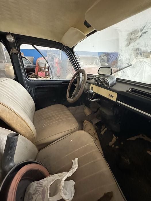 Usado 1980 Renault R4 Sedan | € 1.000 - Imagem 1/3