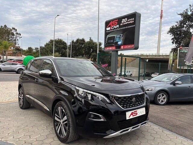 Preto Usado 2018 Peugeot 5008 GT Monovolume | € 23.990 (Preço justo) - Imagem 1/4