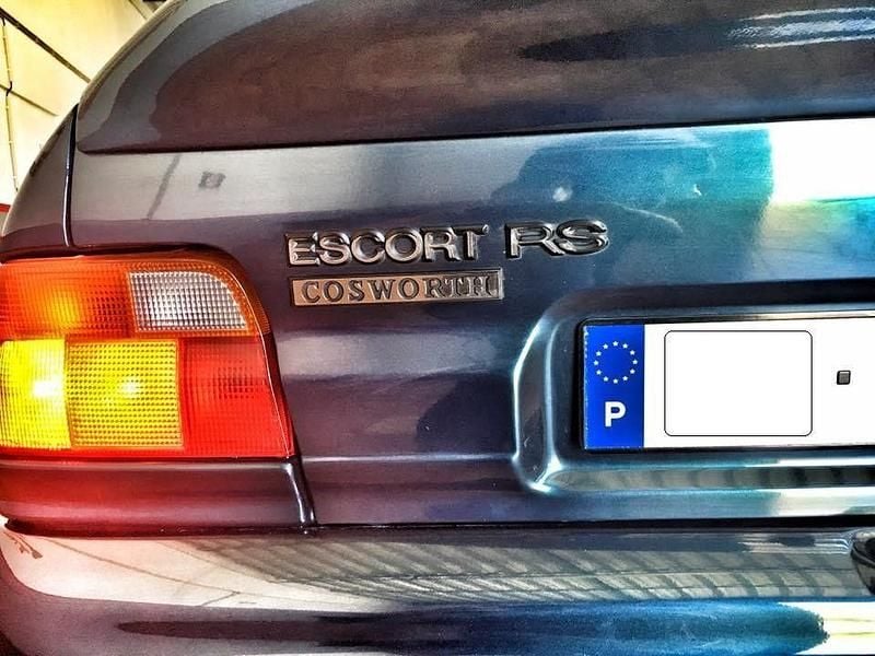 Usado Ford Escort RS 227 HP (166 kW) 1994 Azul Coupé