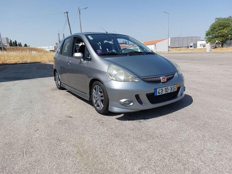 Usado 2004 Honda Jazz Sport Citadino | € 5.000 - Imagem 1/4