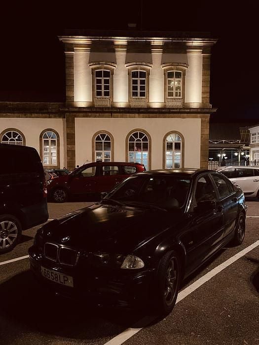 Usado 1999 BMW 320 Sedan | € 2.500 (Bom preço) - Imagem 1/4