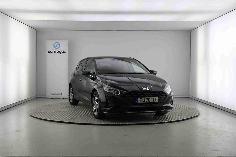 Usado Hyundai i20 Comfort 84 HP (61 kW) 2024 Preto Citadino