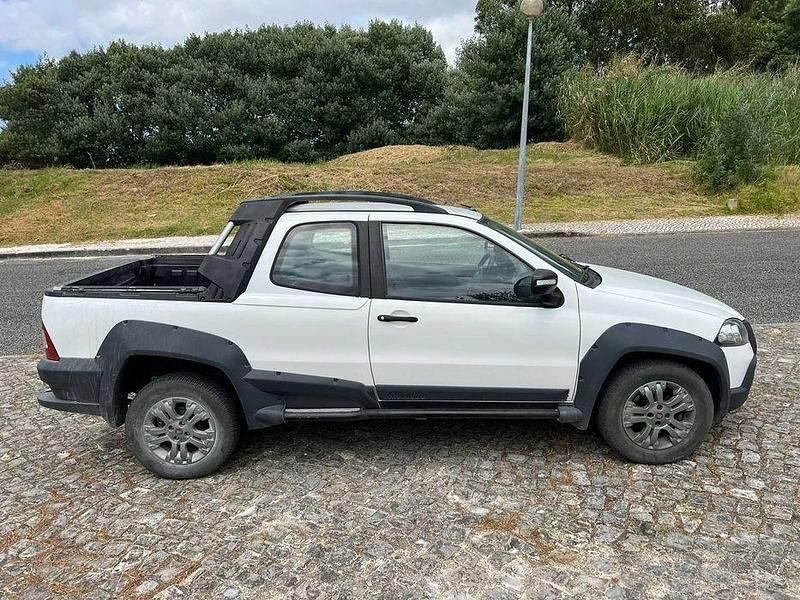 Usado 2014 Fiat Strada | € 8.200 - Imagem 1/4