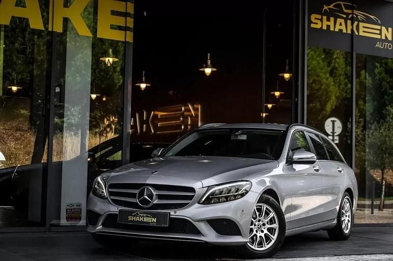 Cinzento Usado 2020 Mercedes C180 Business Carrinha | € 20.900 (Bom preço) - Imagem 1/4