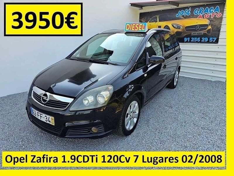 Preto Usado 2008 Opel Zafira Monovolume | € 3.950 - Imagem 1/4