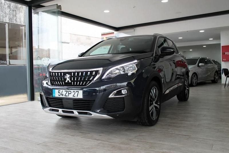 Cinzento Usado 2019 Peugeot 3008 | € 18.900 (Bom preço) - Imagem 1/4