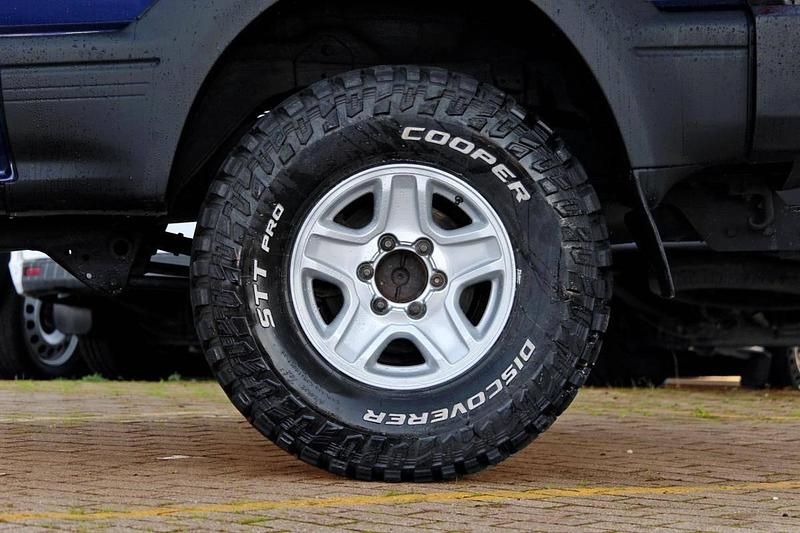 Usado Toyota Land Cruiser 125 HP (91 kW) 1997 Azul SUV