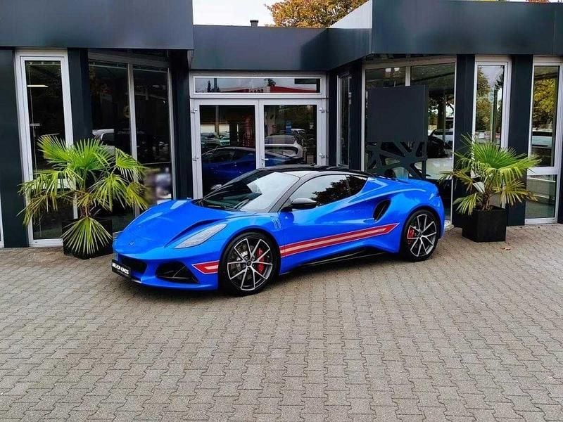 Azul Novo 2025 Lotus Emira Coupé | € 103.990 - Imagem 1/4