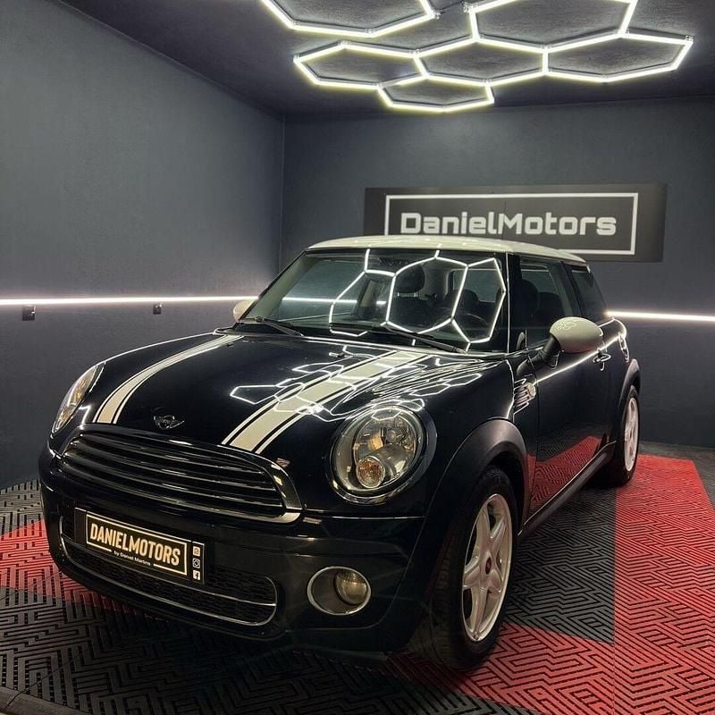 Preto Usado 2008 Mini Cooper D Citadino | € 7.950 (Preço justo) - Imagem 1/4