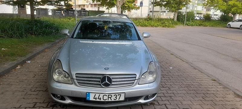 Usado 2007 Mercedes CLS320 Sedan | € 11.250 - Imagem 1/4