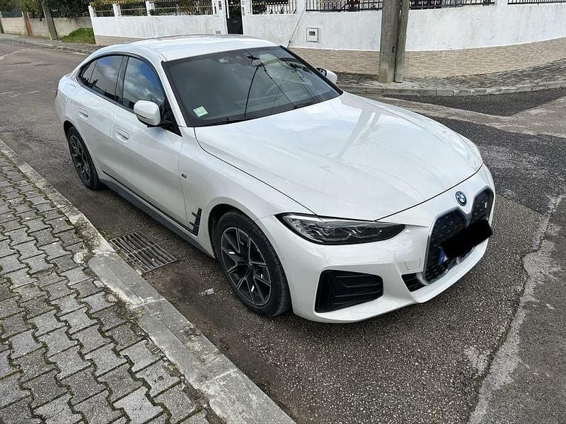 Usado 2023 BMW i4 Comfort Edition Sedan | € 47.750 (Preço justo) - Imagem 1/4
