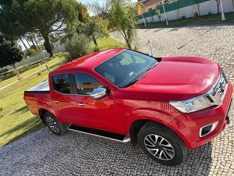 Vermelho Usado 2018 Nissan Navara Pickup | € 28.900 (Preço justo) - Imagem 1/4