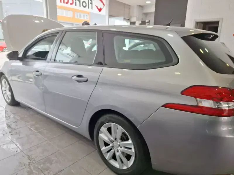 Cinza Usado 2014 Peugeot 308 Style Carrinha | € 6.990 (Bom preço) - Imagem 1/4