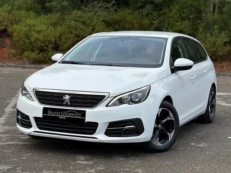 Branco Usado 2017 Peugeot 308 SW Style Carrinha | € 10.900 (Bom preço) - Imagem 1/4