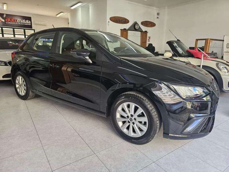 Preto Usado 2023 Seat Ibiza Style Plus Citadino | € 18.800 (Preço elevado) - Imagem 1/4