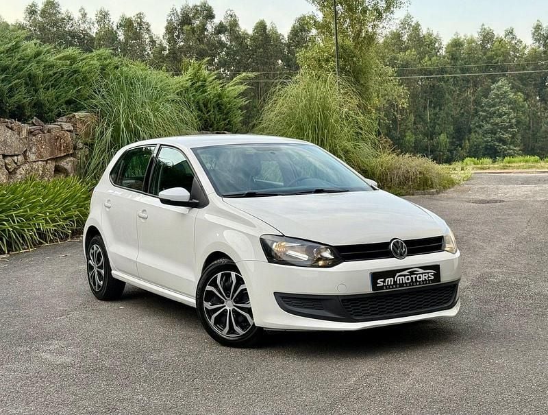 Branco Usado 2010 VW Polo Trendline | € 7.900 (Bom preço) - Imagem 1/4