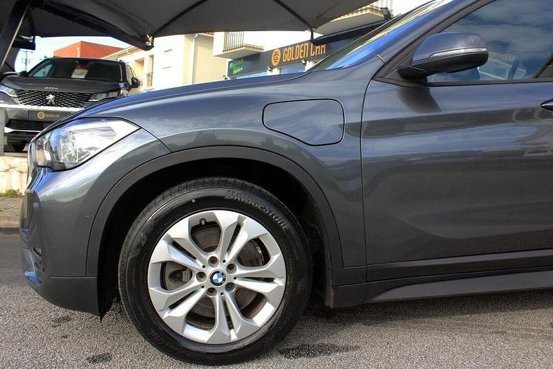 Usado BMW X1 xLine 217 HP (159 kW) 2021 Cinza SUV