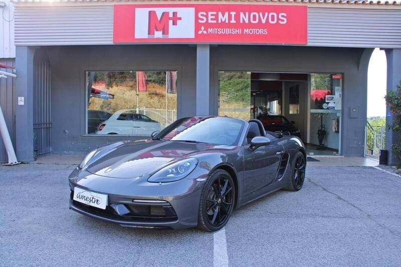 Cinzento Usado 2022 Porsche 718 | € 81.000 (Preço justo) - Imagem 1/4