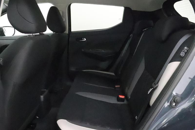 Usado Nissan Micra 92 HP (67 kW) 2022 Cinza Citadino