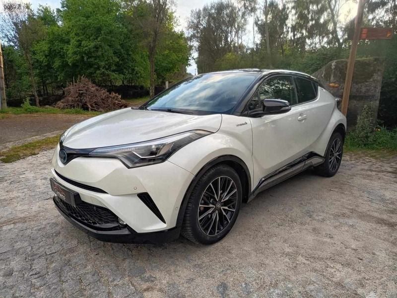 Branco Usado 2017 Toyota C-HR Luxury SUV | € 21.500 (Preço justo) - Imagem 1/4