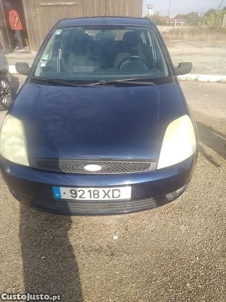 Azul Usado 2004 Ford Fiesta Citadino | € 2.250 (Bom preço) - Imagem 1/1
