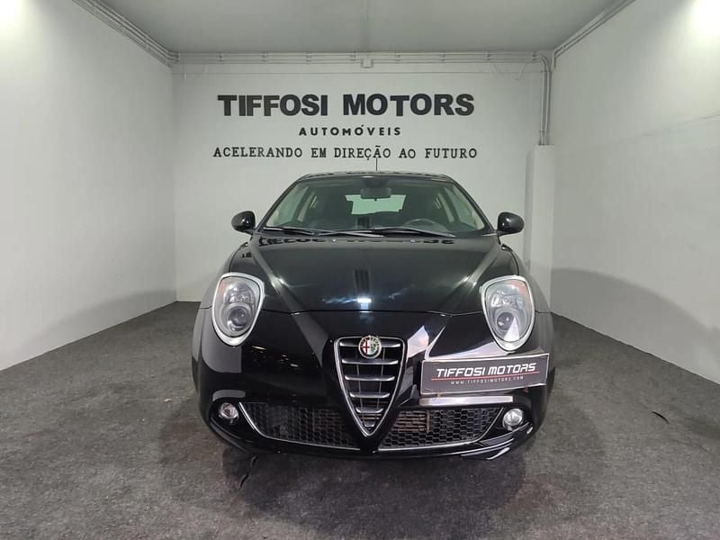 Usado Alfa Romeo MiTo 85 HP (62 kW) 2015 Preto Citadino