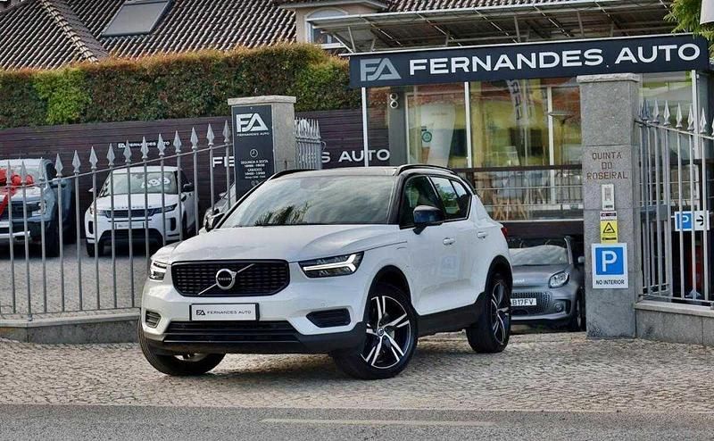 Branco Usado 2021 Volvo XC40 SUV | € 28.990 (Preço elevado) - Imagem 1/4