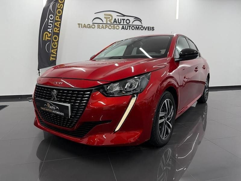 Usado Peugeot 208 Allure 101 HP (74 kW) 2023 Vermelho Citadino