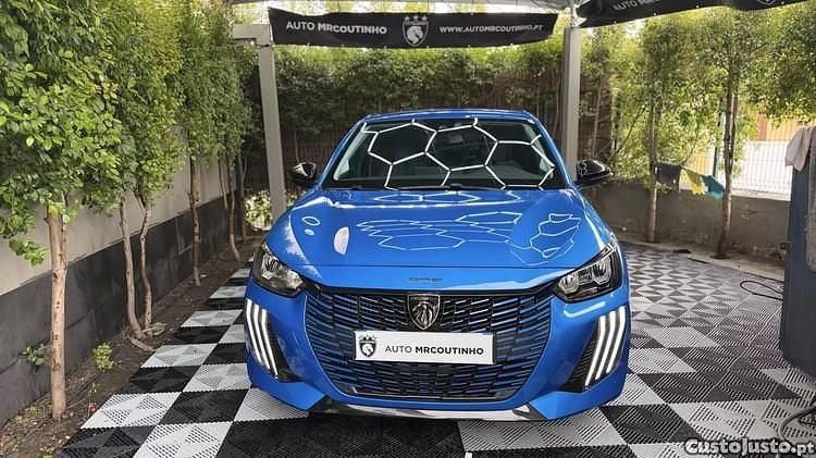 Azul Usado 2024 Peugeot 208 Allure Citadino | € 16.900 (Bom preço) - Imagem 1/1