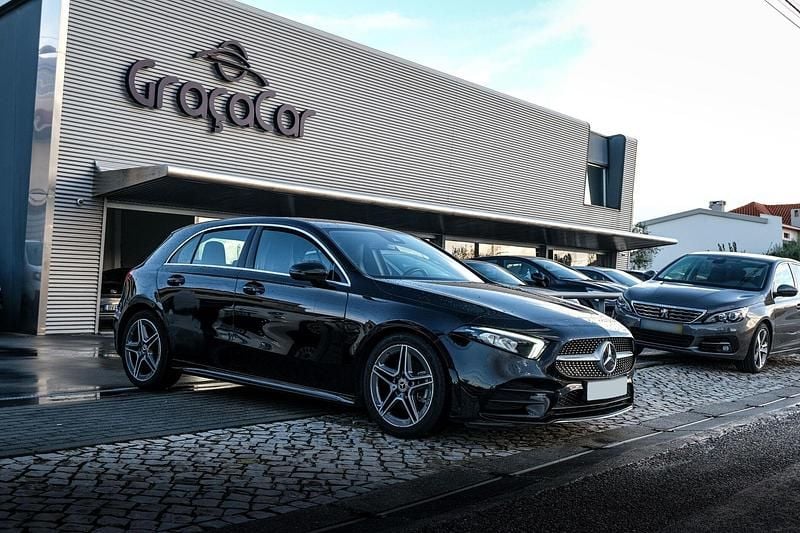 Preto Usado 2020 Mercedes A180 AMG line | € 24.900 (Preço justo) - Imagem 1/4