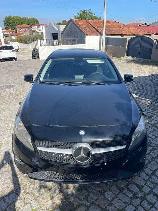 Usado 2016 Mercedes A180 Sedan | € 14.500 - Imagem 1/4