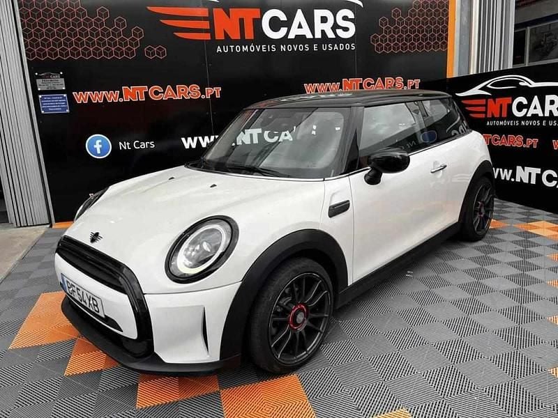 Usado Mini Cooper Premium 136 HP (100 kW) 2023 Branco Citadino