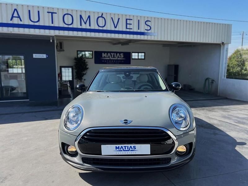 Usado Mini Clubman 150 HP (110 kW) 2016 Cinzento Carrinha