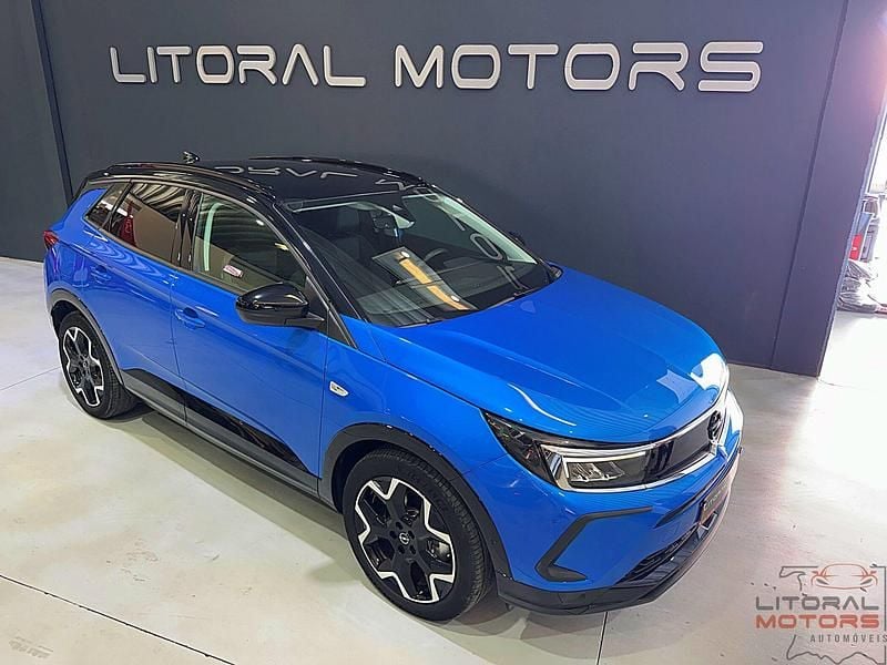 Usado Opel Grandland X GS Line 225 HP (165 kW) 2022 Azul SUV