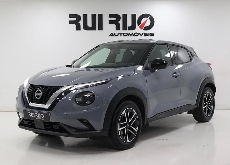 Cinza Usado 2025 Nissan Juke N-Connecta SUV | € 22.900 (Preço justo) - Imagem 1/4