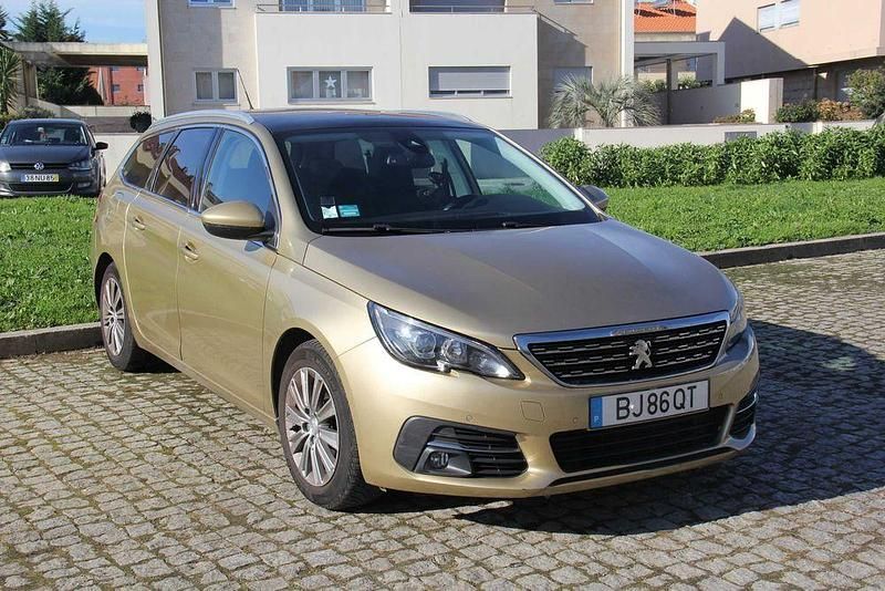 Usado 2017 Peugeot 308 Allure Sedan | € 7.650 (Super Preço) - Imagem 1/4