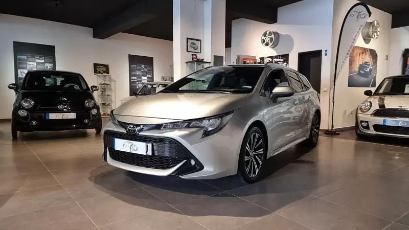 Cinza prata Usado 2020 Toyota Corolla Carrinha | € 15.500 (Bom preço) - Imagem 1/4
