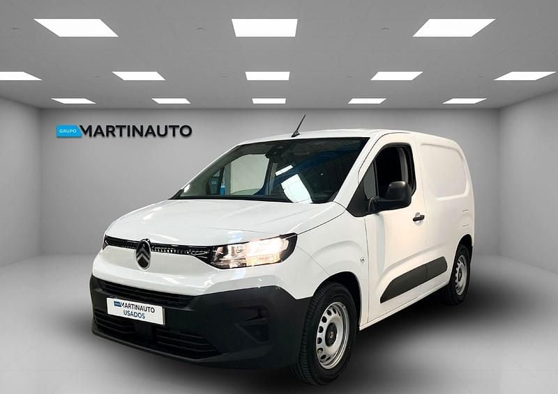 Branco Usado 2025 Citroën e-Berlingo Monovolume | € 26.990 - Imagem 1/4