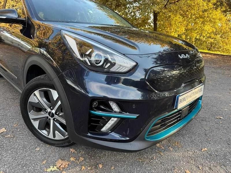 Preto Usado 2021 Kia e-Niro SUV | € 22.990 (Preço justo) - Imagem 1/4