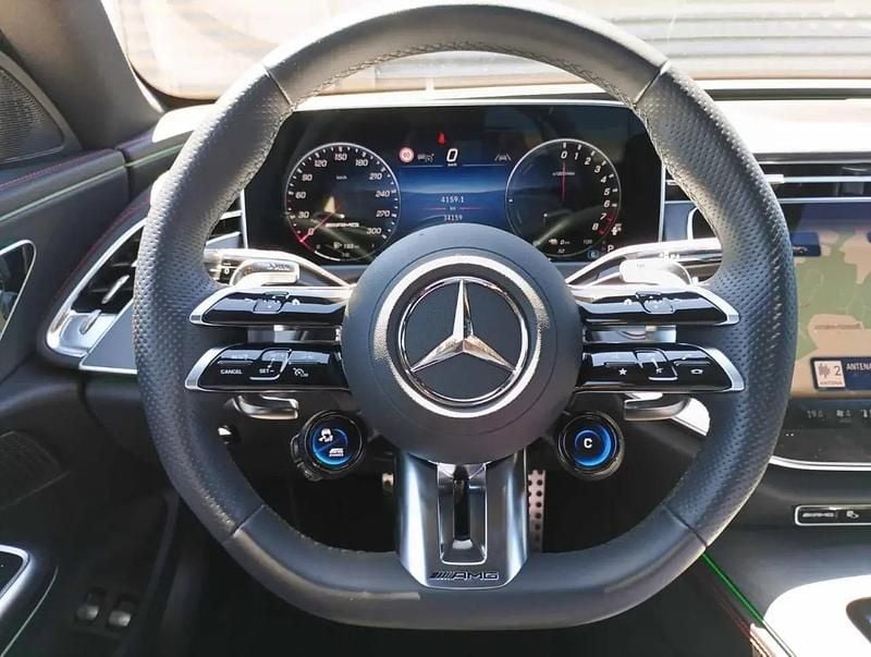 Usado Mercedes E53 AMG AMG 449 HP (330 kW) 2024 Cinza graphite Sedan